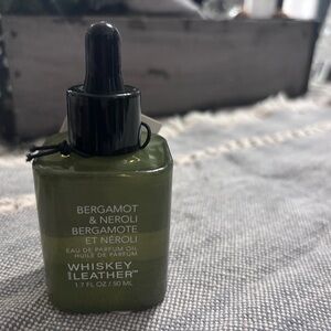 Whiskey Leather Bergamot & Neroli Men’s Fragrance Oil